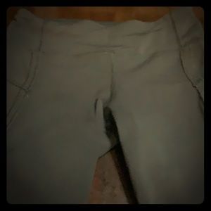 Lululemon cropped leggings